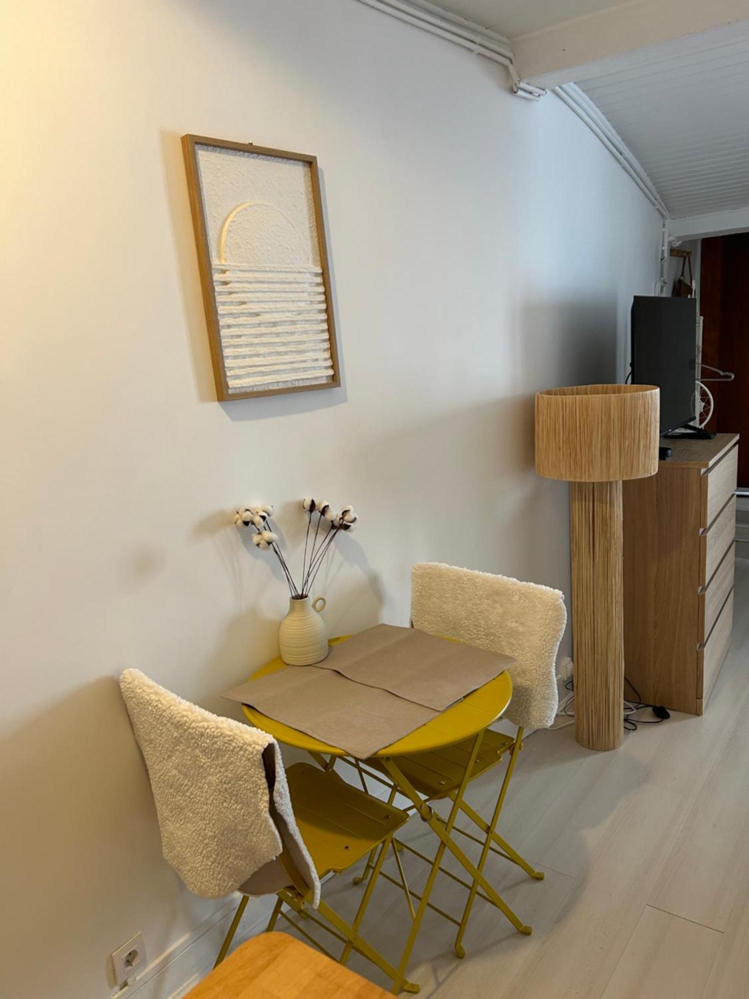 Appartamento Grand Studio Entierement Renove Au Coeur De Parigi Esterno foto